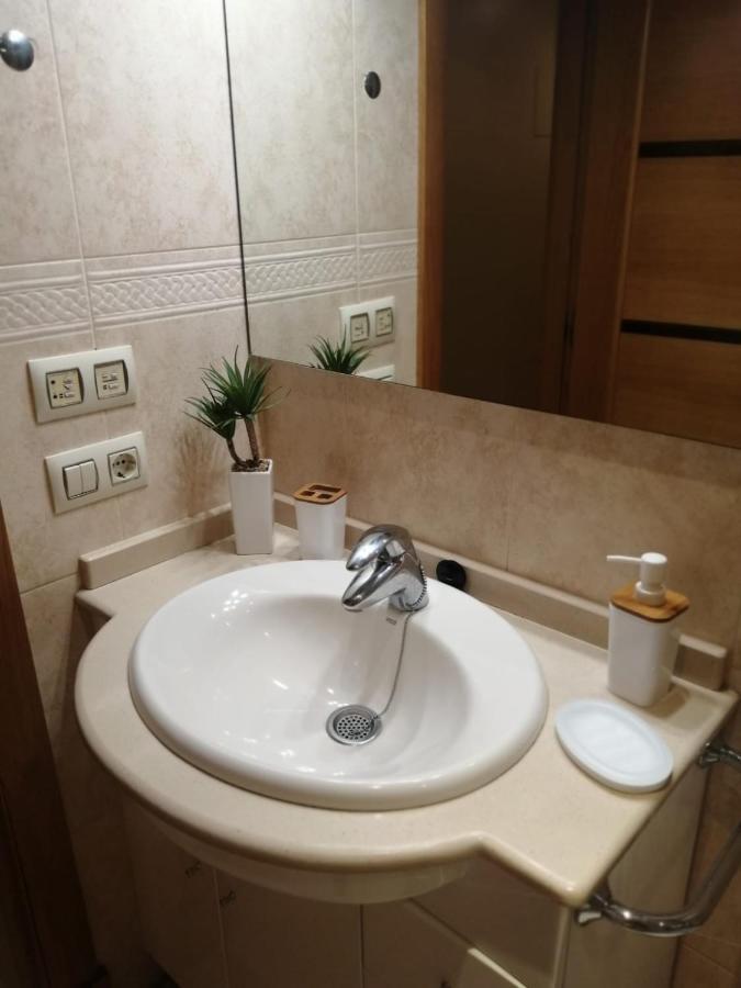 Fuengirola Apartamento Vacacional Mediterraneo Real מראה חיצוני תמונה